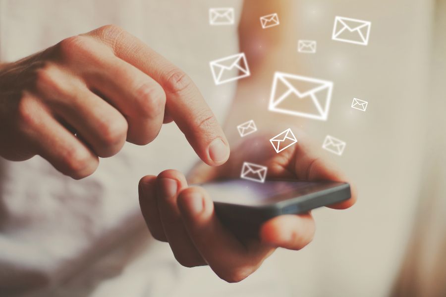 email-marketing-examples-featured