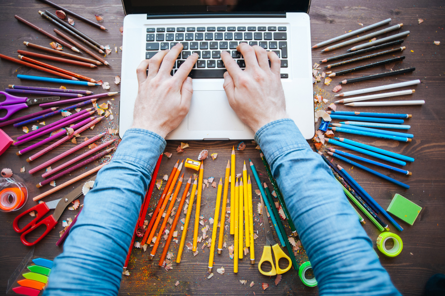 Creative Geniuses Who Use Blogging to Promote Their Art